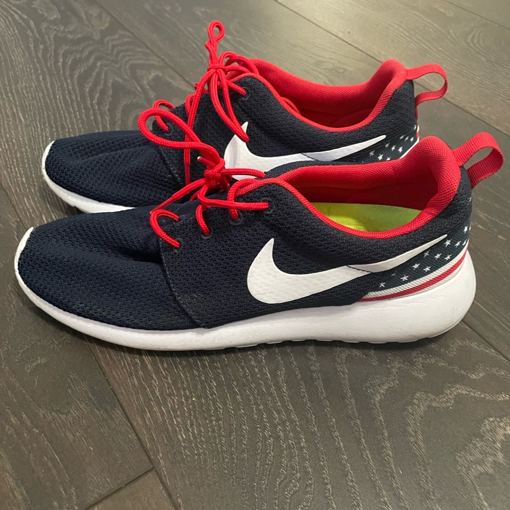 Nike running shoes 9